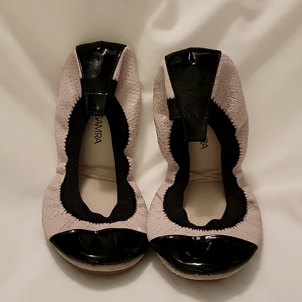 Yosi Samara Flats 5 M